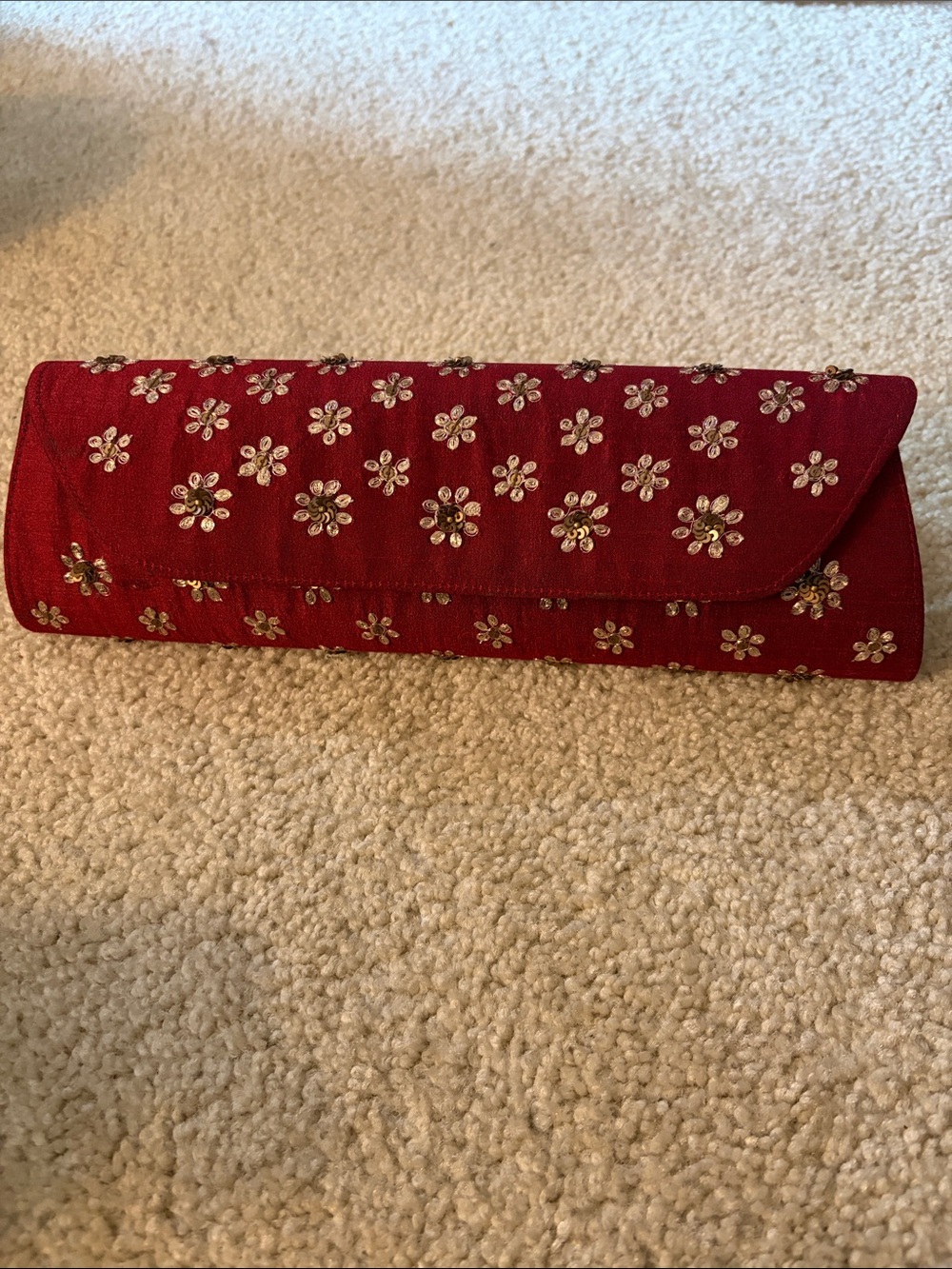 Elegant Dark Red Evening Clutch with Delicate Metallic and Gold Floral Beadwork